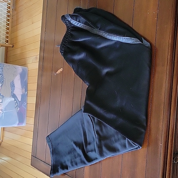 AND1 ๐ค PANTS - Picture 1 of 7